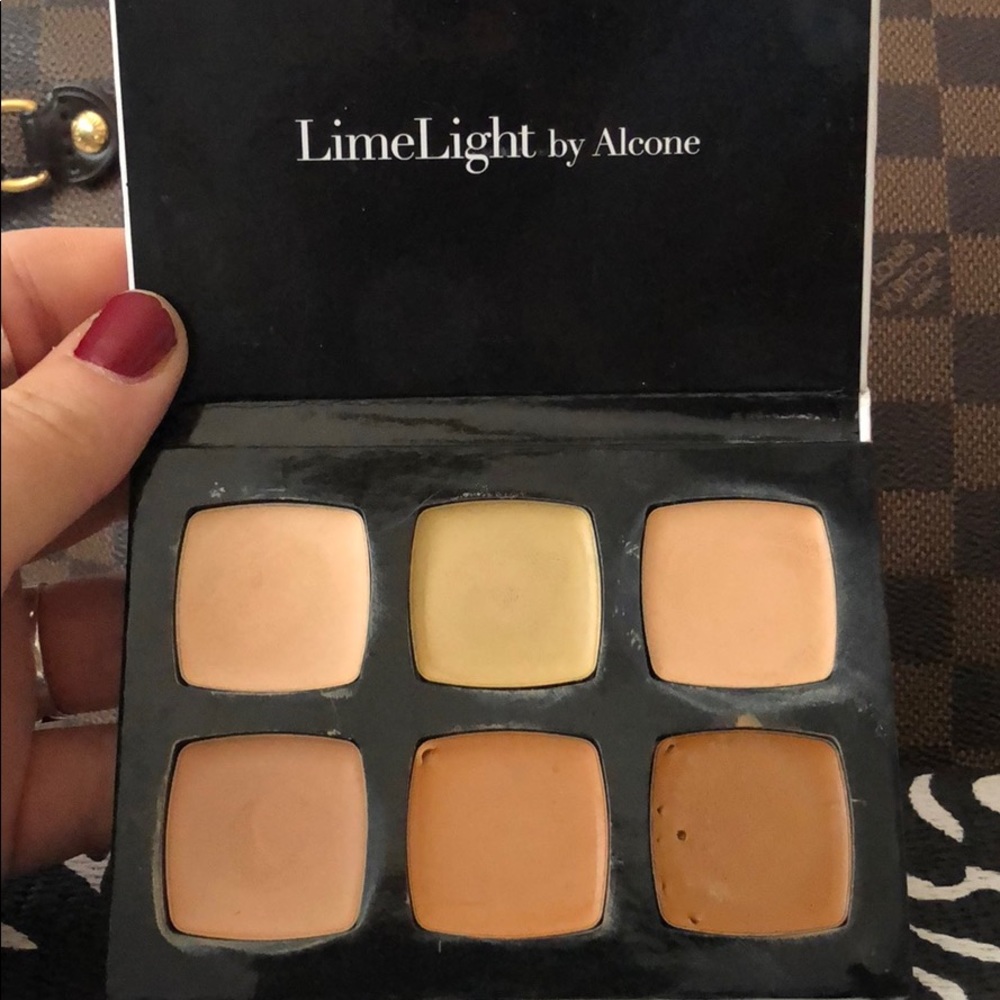 LimeLight by Alcone 6 Well Concealer Palette